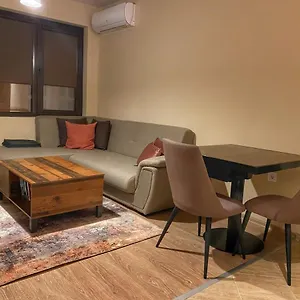 https://stylish-urban-apart-new-2021-close-to-the-beach.goldensandshotels.net